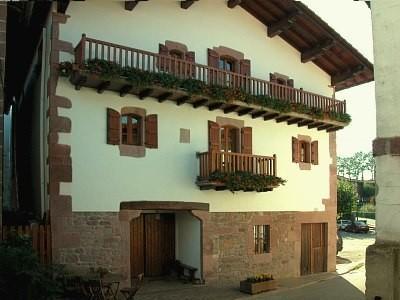 Apartamentos Rurales Kastonea Errazu Exterior foto